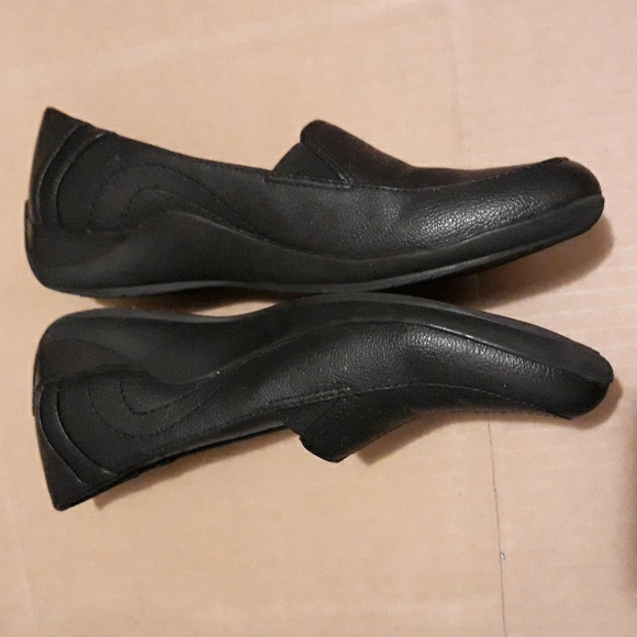 Life Stride Simply Comfort Loafers Size 6.5 Flats Black Genuine Leather NWOT - Picture 8 of 15